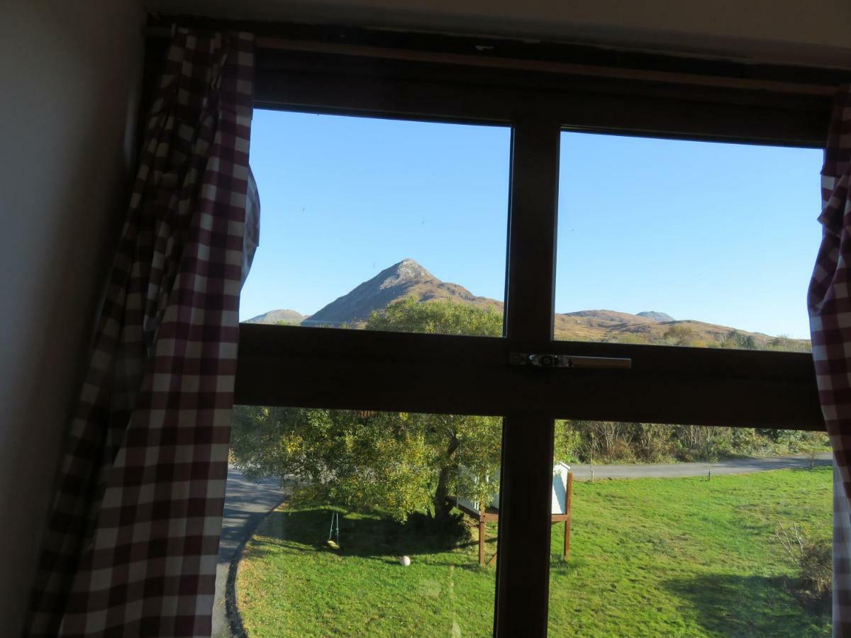 Letterfrack Mountain Farm Cottage On Farm In Village Centre Exterior photo